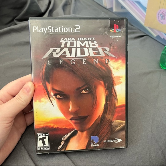 PS2 PlayStation 2 Lara Croft TOMB RAIDER LEGEND Video game - complete in case - Picture 1 of 3